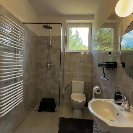 Niezle Bagno Apartment Zwierzyniec Exterior photo